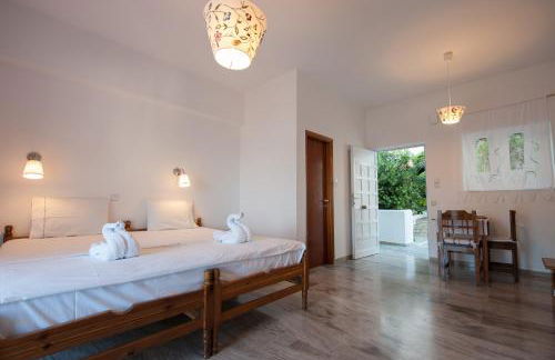 Christine Studios - Photo 44