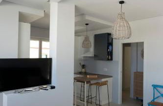 House with a Terrace and a Sea View in Savelletri - Foto 6