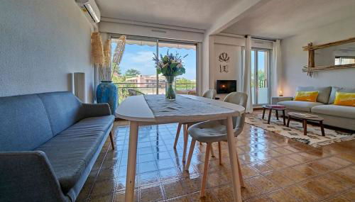 Sunrise -Swimming-pool-Saint-Tropez center-parking - Photo 3