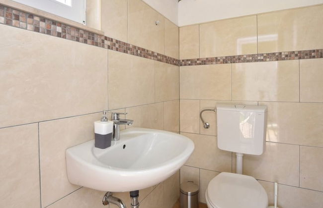 Serene Villa With Pool, Bbq, and Authentic Tavern Surrounded by Nature - Foto 16