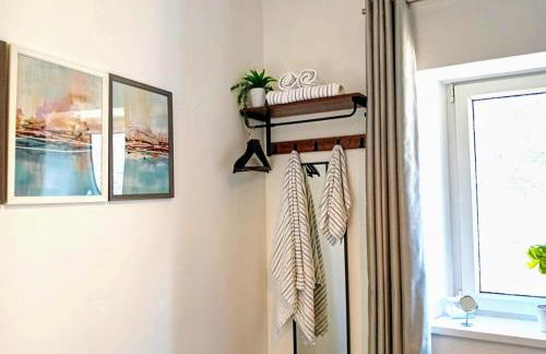 Cosy Coastal Townhouse 10-Min-Drive to Beach - Foto 29