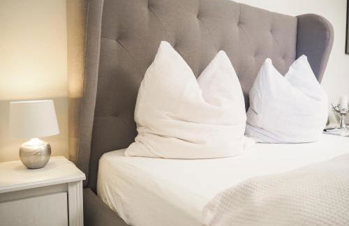 Stylische Wohnung in ruhiger Lage, sehr messenah - Foto 2