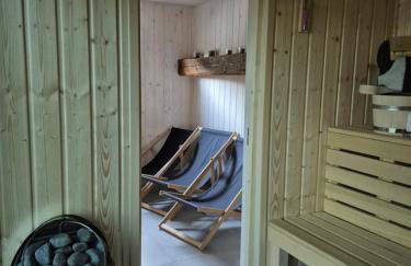 Domek Viking z prywatnym ogrzewanym basenem sauną oraz balią z jacuzzi - Foto 32