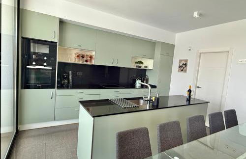 Luxury villa with large swimming pool and outdoor area - Foto 43