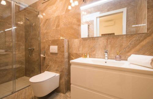 Gorgeous Pool Villa with a fenced garden - Photo 24