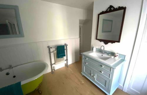 Quirky fisherman's cottage by the sea in Brixham - Photo 30