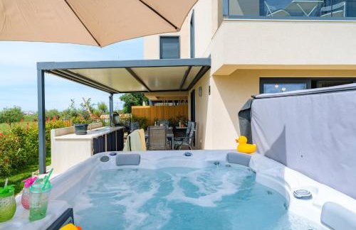 Luxury Apartments BRIGITTA with whirlpool in Umag - Photo 27