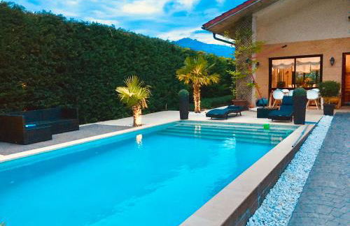 Four Bedroom Chalet with Private Pool in the Heart of Rioja Alavesa - Photo 1