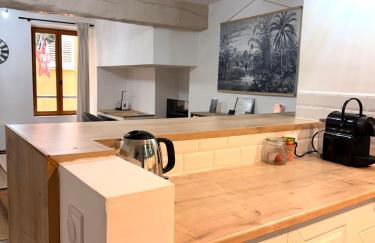 Chez Tom - au pied des musées - Foto 4