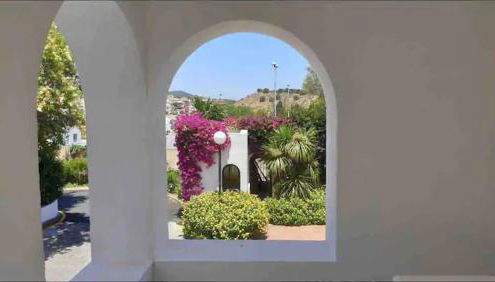 Fabuloso y amplio Duplex en Urb Jardines de Sotogrande - Foto 5