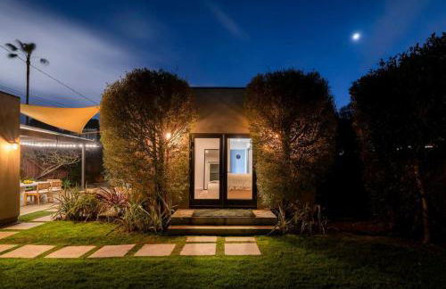 Sun-Drenched Spanish Manor Home in Mar Vista - Foto 62