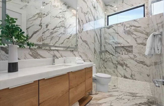 Sleeps 20 7-bedroom Villa w/ Pool, Putting Green & Hot Tub Bravo Villa #11 by Avantstay - Foto 52