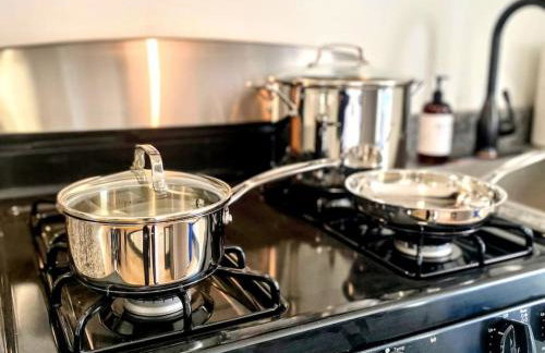 HostWise Stays - Butler St, Off-Street Parking, Brand New! - Foto 12