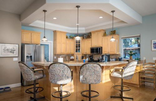 Cozy foothills home - Photo 21