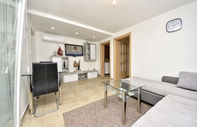 Apartmani Robi i Kristina - Photo 68