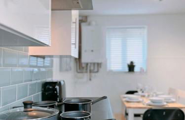 Modern 3-bed house with parking - Chorley Near M61 - Foto 39