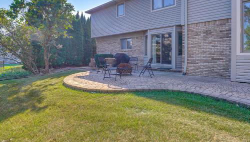 Private Yard with Patio, Fire Pit Family Getaway - Foto 3