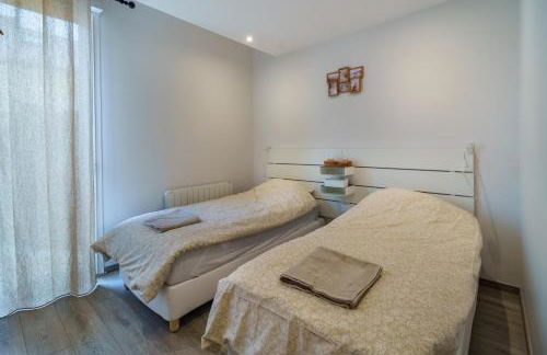 Maisons calmes avec terrasses et garages centre-ville B et C - Foto 16