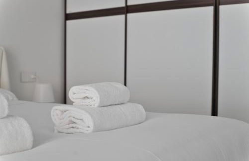 Just Urban Stays - Moderno bilocale con Ampio Terrazzo - M4 Tolstoj - Foto 18