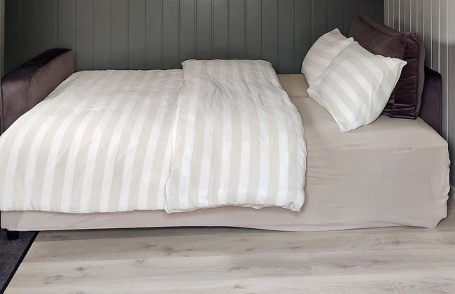 8 Person Holiday Home in Lyngdal - Foto 3