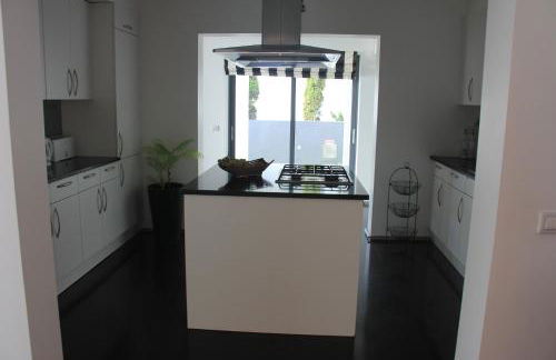 Sea House Madeira - Foto 16