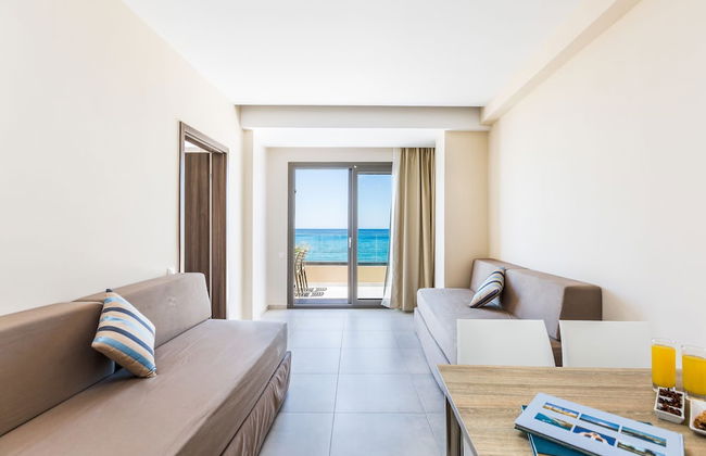 Theo Star Beach Hotel - Photo 59