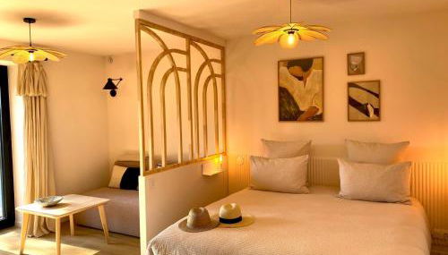 LE DOMAINE DE SOANI - Piscine intérieure, Jacuzzis & Sauna - ADULT ONLY - Foto 2