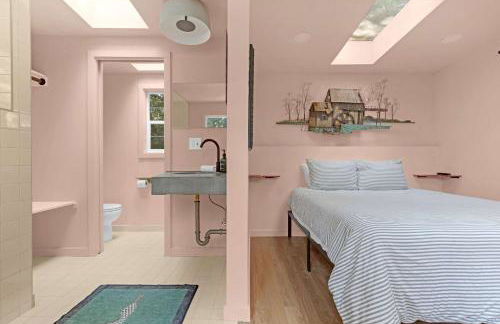 Artsy Retreat - Woodstove Grill and Patio - Foto 33