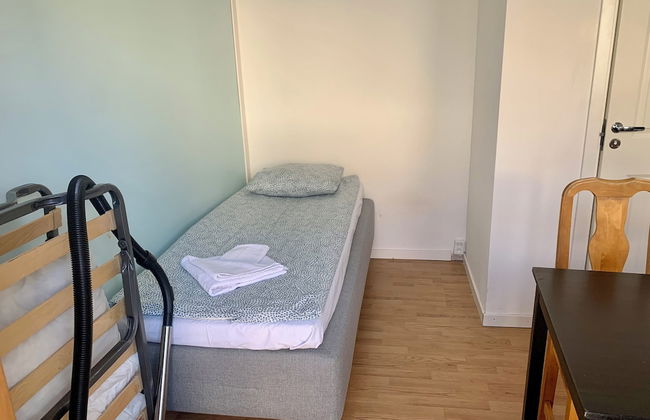 Cozy Small Apartment Just Outside Stockholm - Photo 3