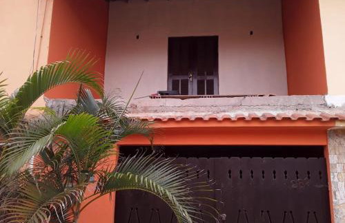 Conforto e simplicidade! Casa top com garagem, cozinha, banheiro e quarto - Foto 1