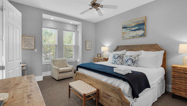 Private Pool, Minutes to the Gulf - Pet Friendly + 5 Bikes: Sleeps 12 - Foto 2, Habitación