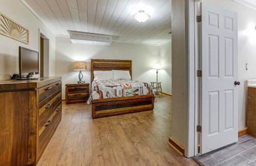 Cozy Lake Hartwell Getaway with Game Room! - Foto 30