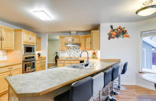 Anchorage Home about 8 Mi to Downtown! - Photo 2