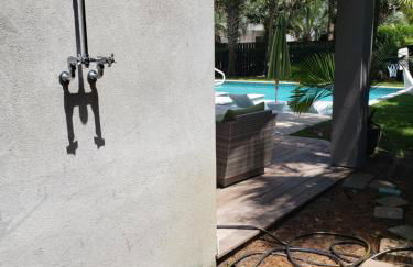 Backyard Oasis- Steps 2 Beach, Private Pool & Bar, Sleeps 16, 7 Bedrooms 5 and a half bathrooms "The Lucky Penny" - Foto 58