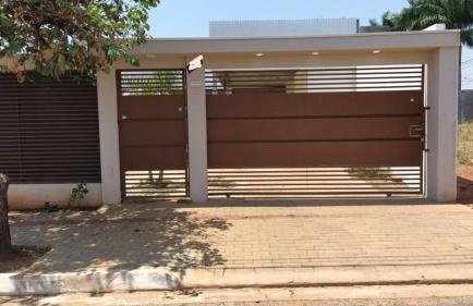 Check-in AUTÔNOMO e Privacidade em Hidro, piscina, casa, garagem até 2, até 3 quartos e 3 ar, 2 banheiros, churrasqueira, máquina de lavar roupas, roupa de cama, todos privativos, insira valor 3 hóspedes e abrimos 2 quartos, já 5 hóspedes usam 3Q - Foto 33