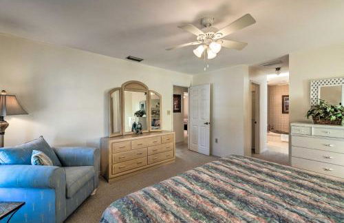 Canalfront Home with Private Dock - 5 Mi to Beaches! - Foto 26