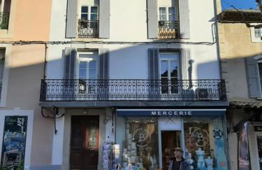 Un nid sur les toits avec terrasse - Photo 18