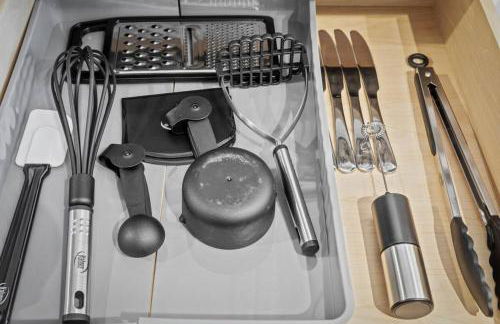 MDRN Escape with Natural Light Wi-Fi Gym Parking - Foto 13