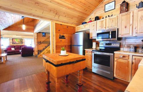 Sequoia Splendor, inside Kings Canyon NP by Visitors Center - Foto 28