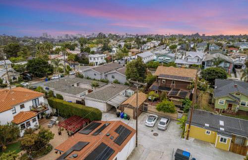 Balboa 6BR Mansion with Hot Tub and Game Room - Foto 80