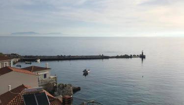 Studios Loukia - Foto 1