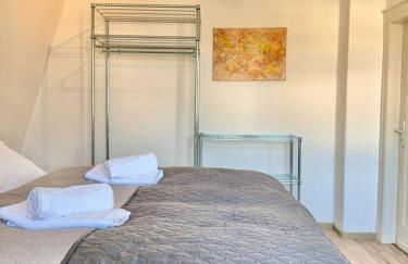 Helles Ferienhaus super zentral mit gratis Stellplätzen N162 - Photo 26