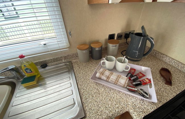 Captivating 3-bed Caravan at Golden Palm Skegness - Foto 21