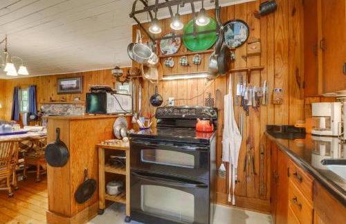 Swim Dock and Views Lakefront Afton Vacation Rental - Foto 8