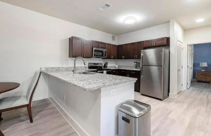 Landing Stylish 1BD Clubhouse Gym - Foto 43