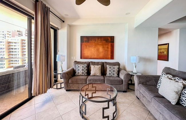 Beach Bliss Retreat 2BR Beachfront Condo - Foto 8