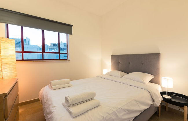 Amazing Duplex Penthouse with 2 Terraces by FeelHome - Photo 4