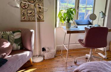 Charming Escape - Dog-Friendly Writer's Stone Cottage in the Stroud Valleys - Photo 16