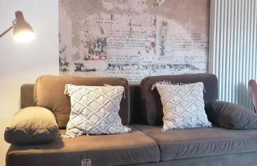 stilvolle Wohnung direkt in der City - Foto 2