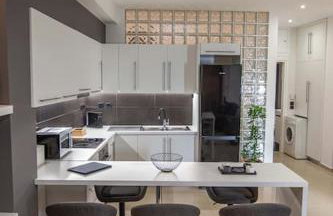 Kalafatis Downtown Apartment - Photo 28